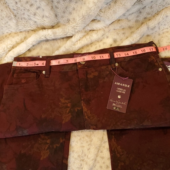 ❤HP❤ High Rise Printed Jeans - One Plus Size - Picture 9 of 15